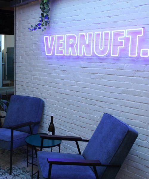 BURO VERNUFT. BURO VERNUFT.